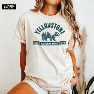 yellowstone bear country tee